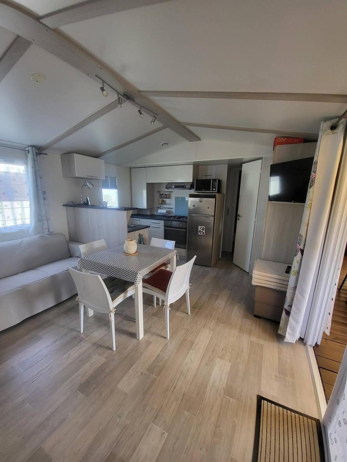 Mobil-Home Montmartin-Sur-Mer Hauteville-sur-Mer Luaran gambar